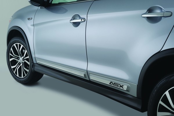 Наклейки на накладки на двері