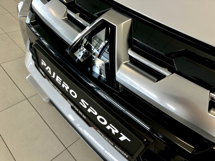 PAJERO SPORT 3.0 8AT 4WD ULTIMATE 2026