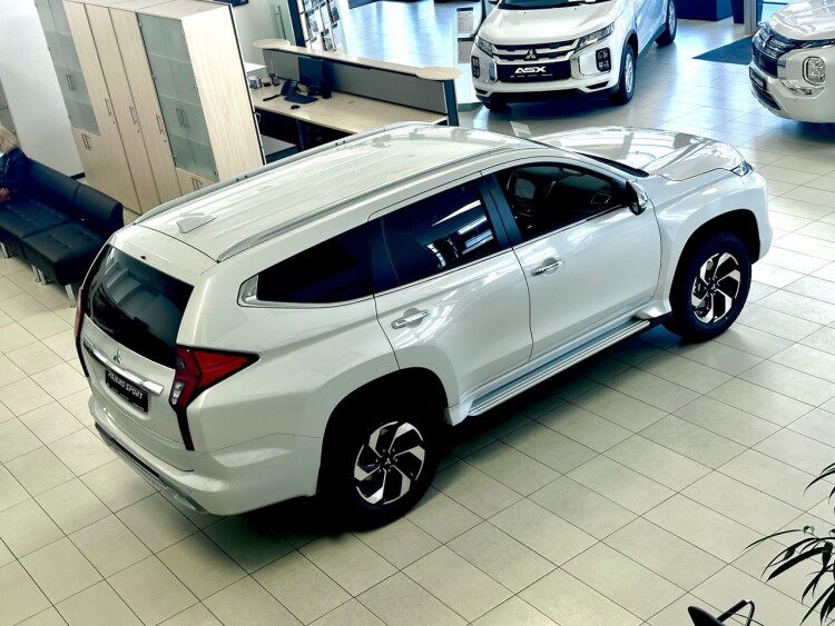 PAJERO SPORT 3.0 8AT 4WD ULTIMATE 2026