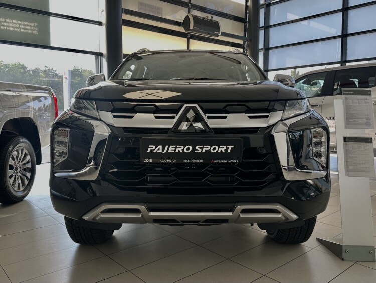 Mitsubishi PAJERO SPORT ULTIMATE 3.0V6 8AT 4WD