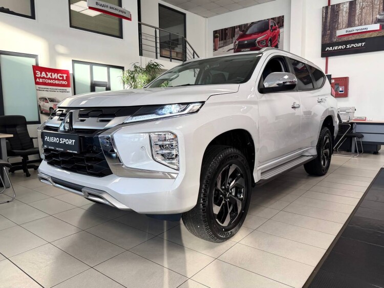 MITSUBISHI PAJERO SPORT ULTIMATE 3.0V6 8AT 4WD