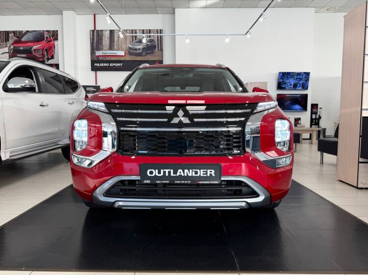 MITSUBIISHI OUTLANDER ULTIMATE 2.5 СVT 4WD