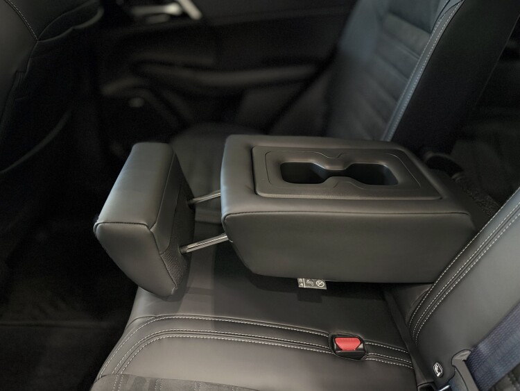 MITSUBISHI OULANDER INTENSE 2.5 CVT 4WD
