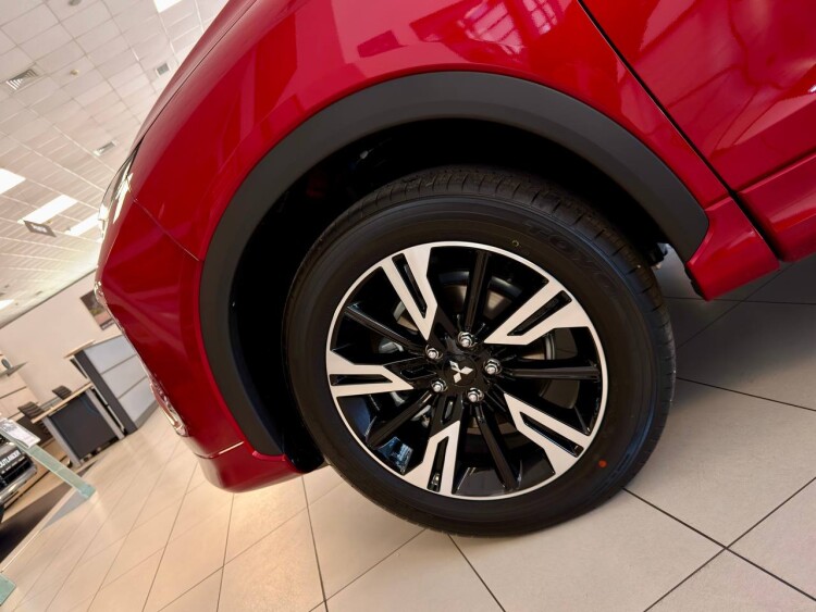 MITSUBISHI ECLIPSE CROSS ULTIMATE 1.5 CVT 4WD